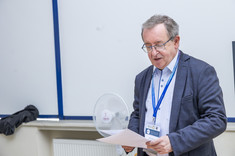 Sesje plenarne X Konferencji Naukowo-Techniczna „Kształtowanie Konstrukcji i Budowli”,